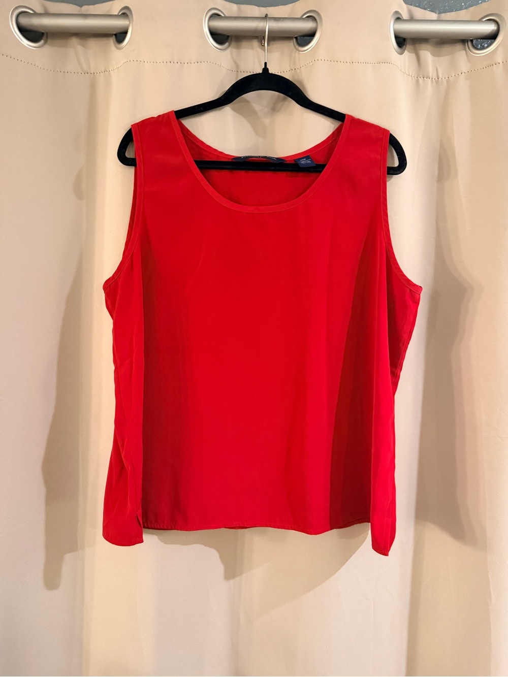 Preston & York Red Scoop Neck Sleeveless Blouse